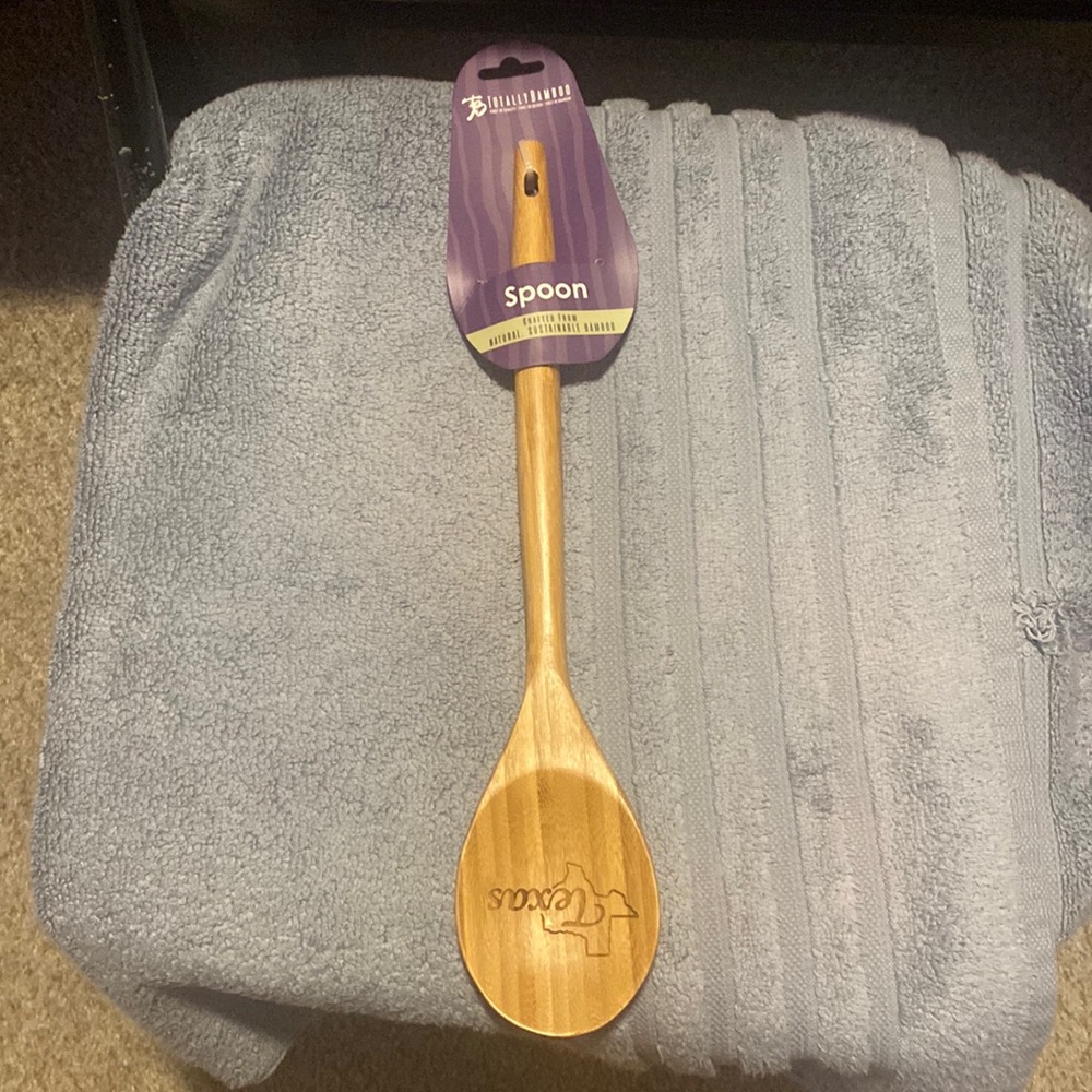 Brand New
Dallas Texas Wood Long Handle Spoon